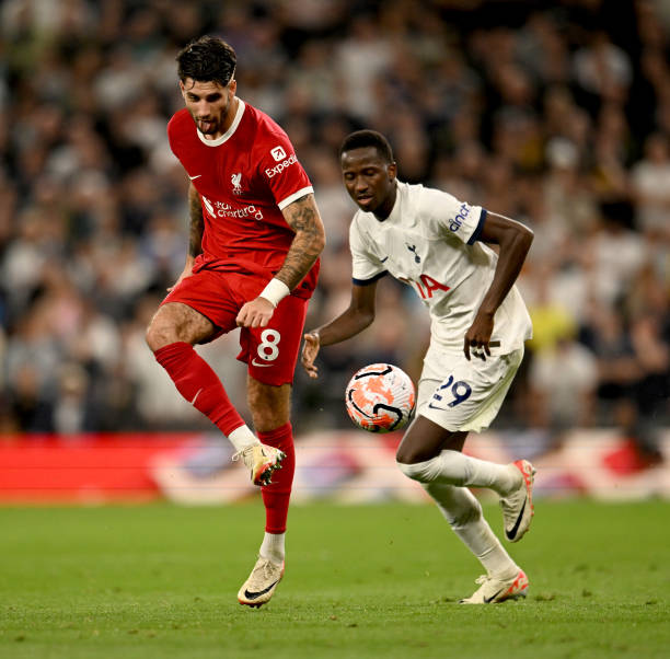 帮助球队创 帮助球队创