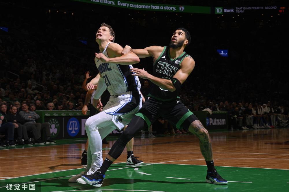 而闻名于世 而闻名于世