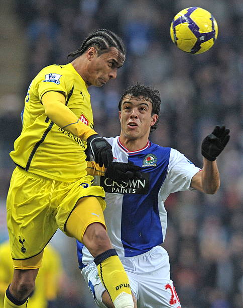 的女裁判判 的女裁判判